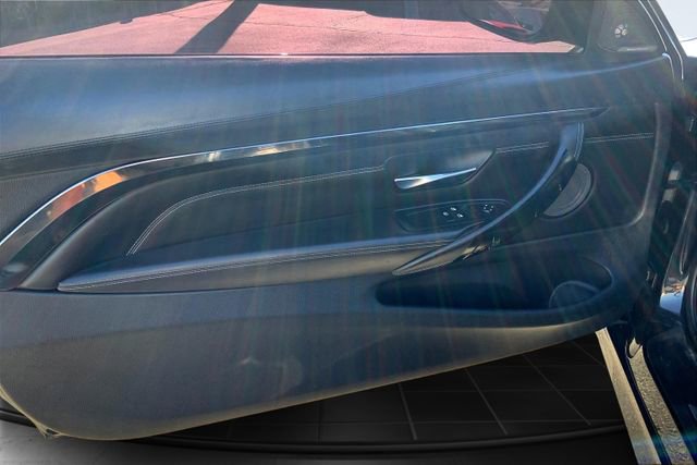 Used 2015 BMW M4 Coupe image 23