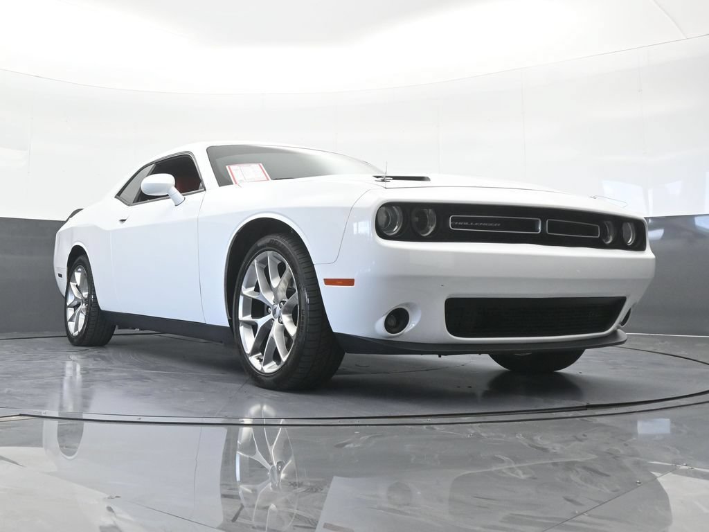 Used 2020 Dodge Challenger SXT w/ Plus Package RWD image 56