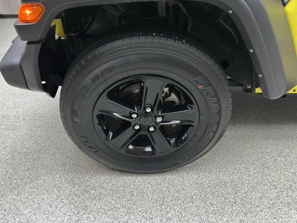Used 2022 Jeep Wrangler Unlimited Sport AWD/4WD image 6