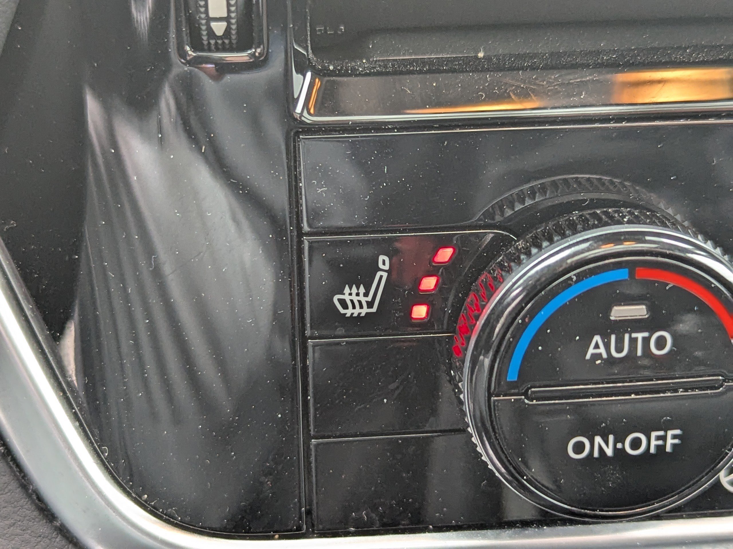 Used 2022 Nissan Rogue SL w/ SL Premium Package image 26