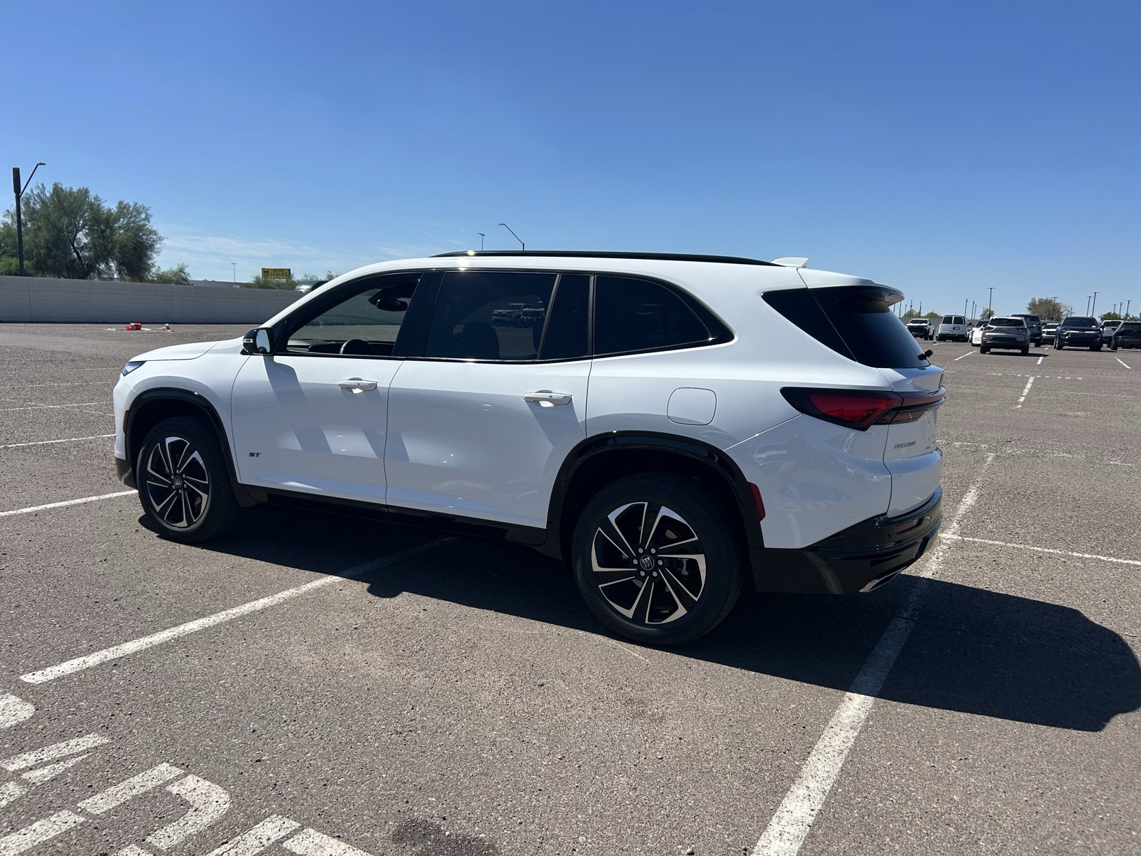 Certified 2026 Buick Enclave Sport Touring FWD image 3