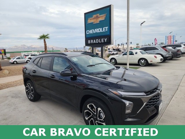 Certified 2025 Chevrolet Trax RS w/ Sunroof Package