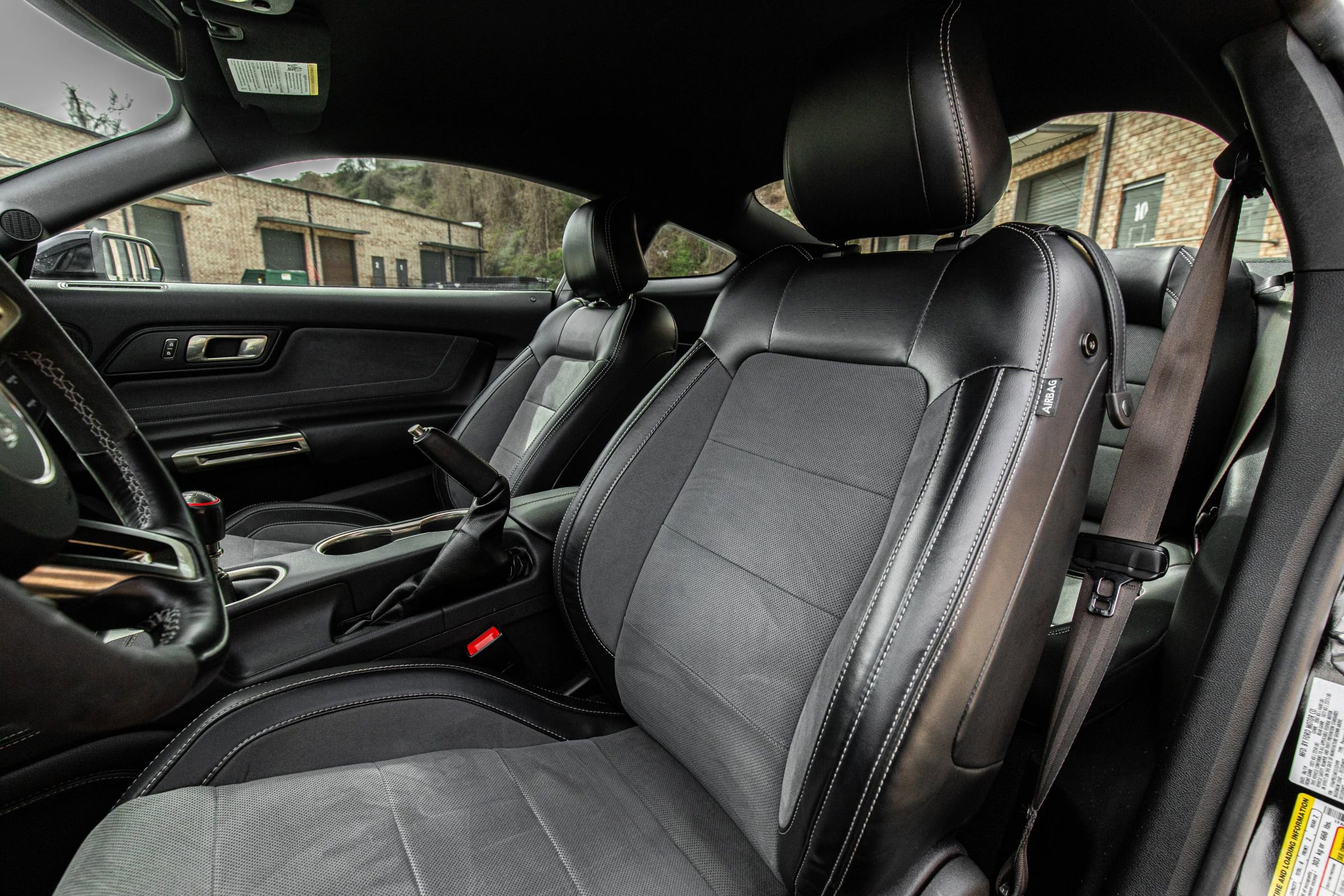 Used 2019 Ford Mustang Shelby GT350 w/ Technology Package image 18