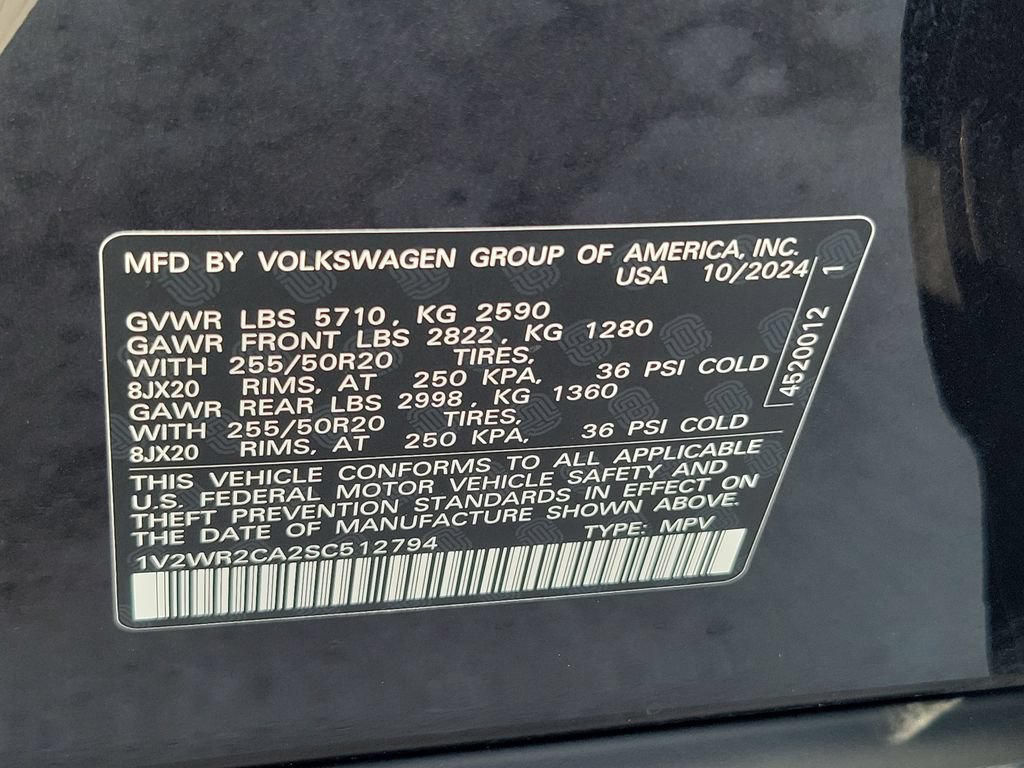 Used 2025 Volkswagen Atlas SE FWD image 32