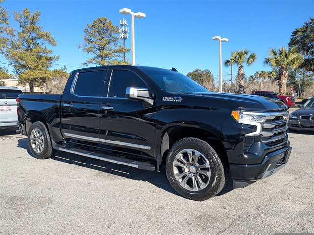 Used 2023 Chevrolet Silverado 1500 High Country image 3