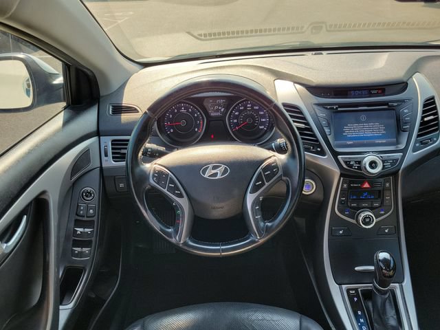 Used 2014 Hyundai Elantra Limited w/ Option Group 03 FWD image 11