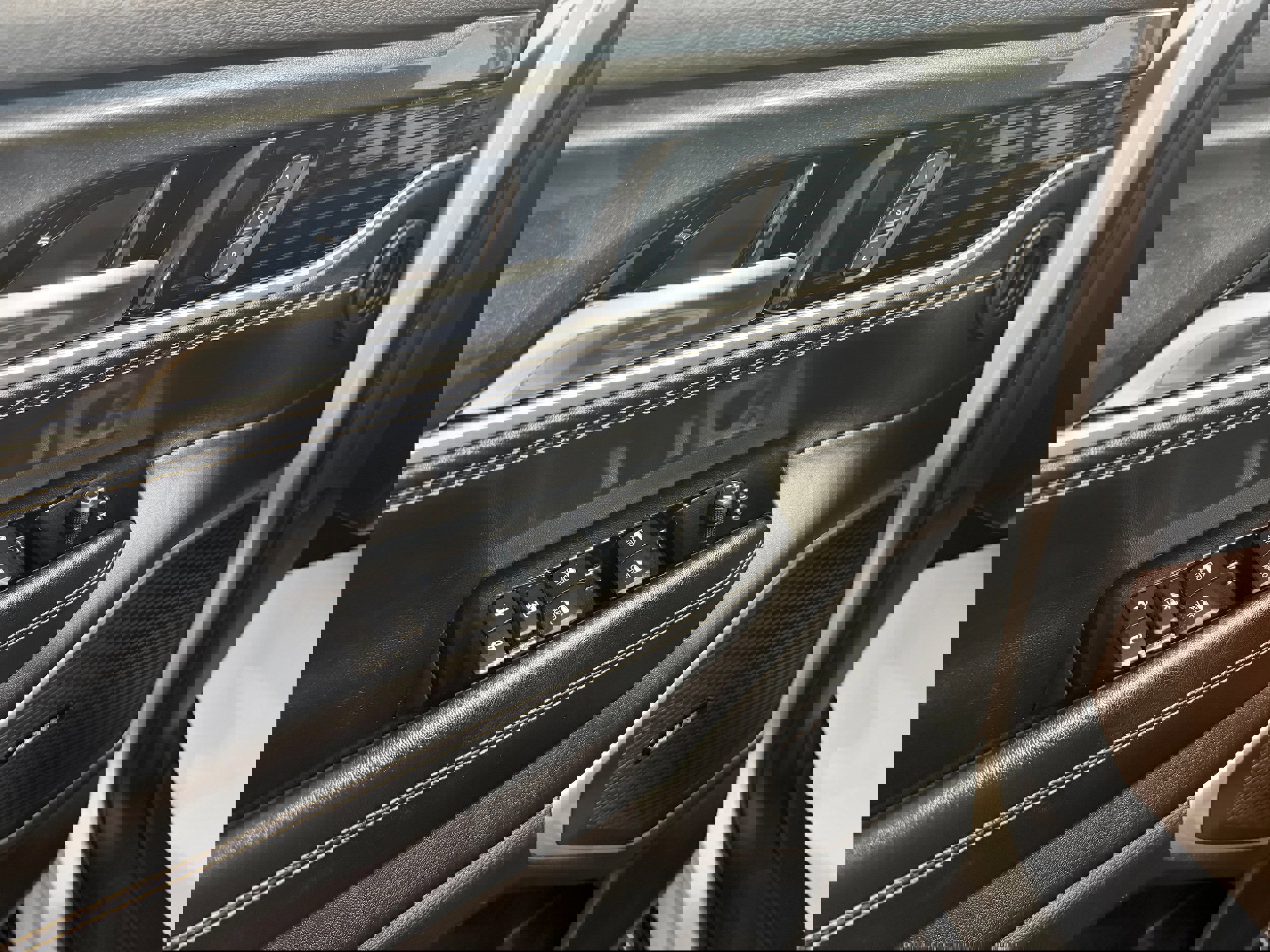 Used 2022 Jeep Wagoneer Series I image 8