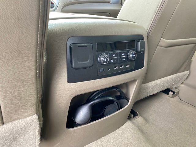 Certified 2019 GMC Yukon SLT w/ Premium Edition image 23