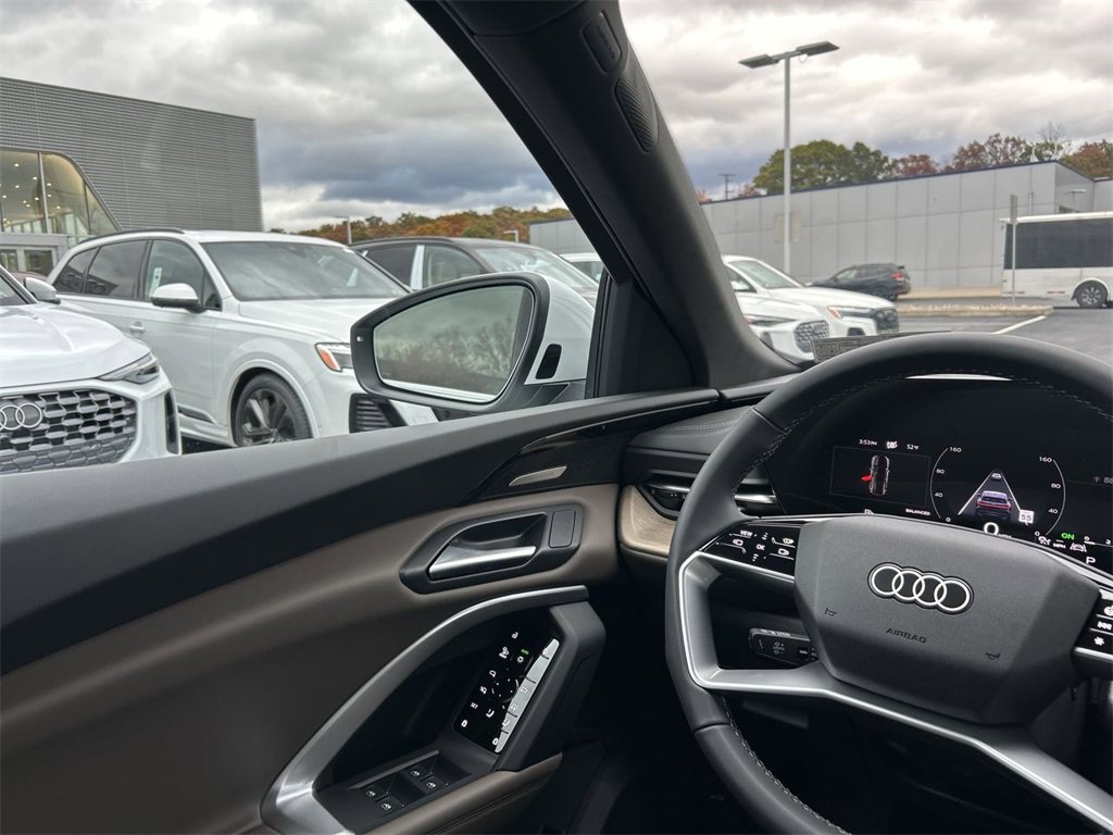New 2025 Audi Q5 Premium Plus image 15