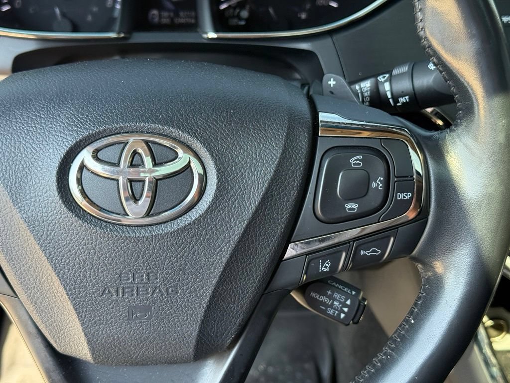 Used 2018 Toyota Avalon Touring w/ All Weather Liner Package FWD image 16