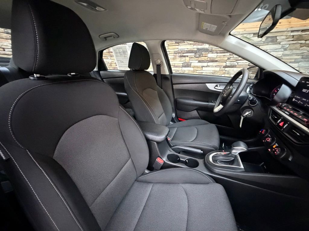 Used 2024 Kia Forte LXS image 15