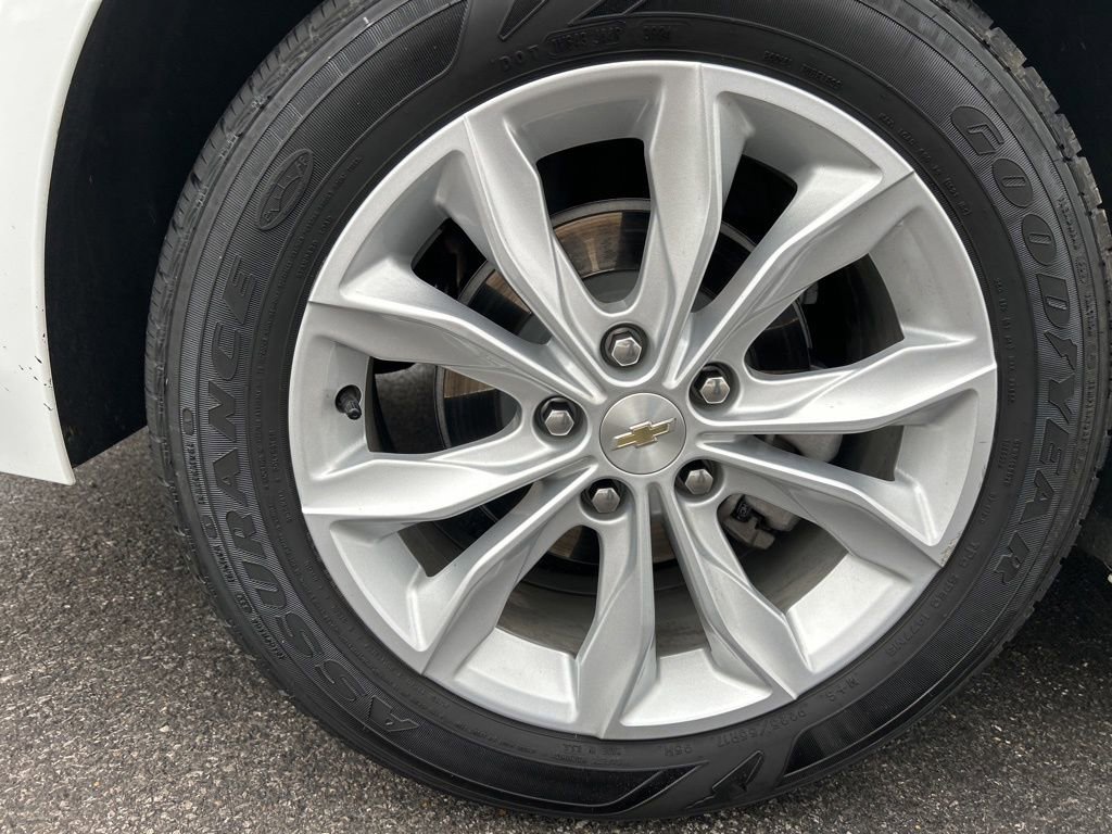 Used 2025 Chevrolet Malibu LT image 37