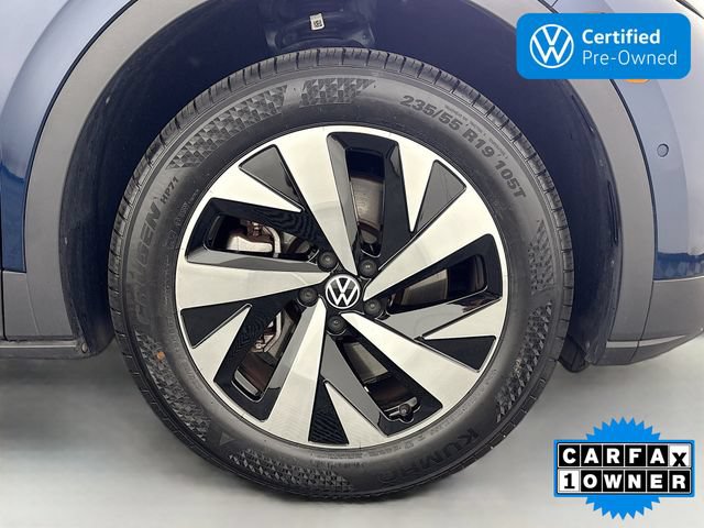 Certified 2023 Volkswagen ID.4 Pro AWD/4WD image 30