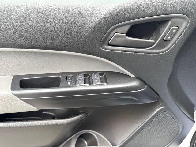 Used 2022 Chevrolet Colorado W/T RWD image 16