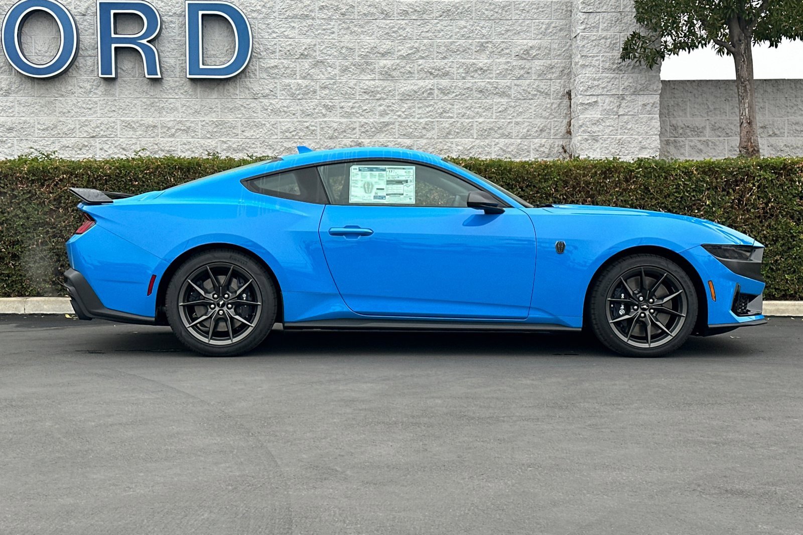 New 2025 Ford Mustang Dark Horse image 3