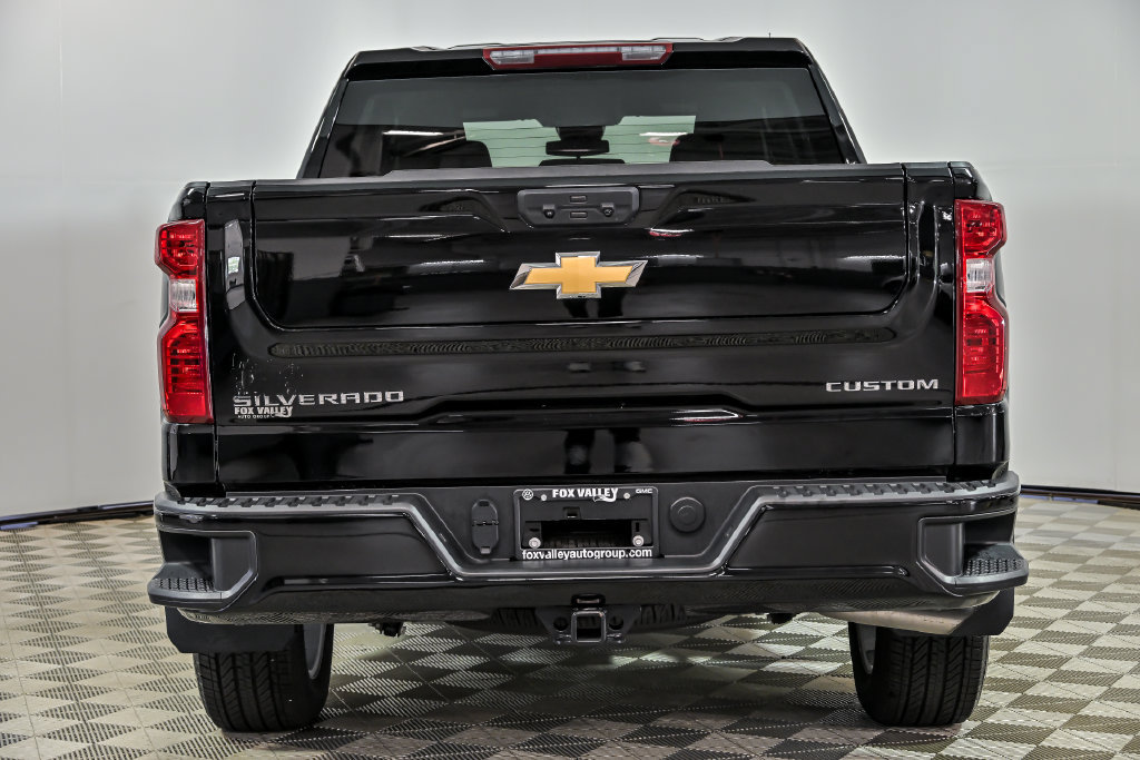 Certified 2025 Chevrolet Silverado 1500 Custom AWD/4WD image 5