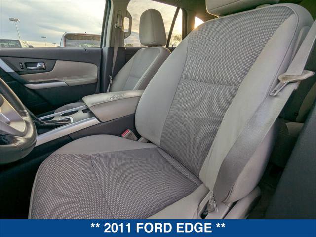 Used 2011 Ford Edge SEL image 13