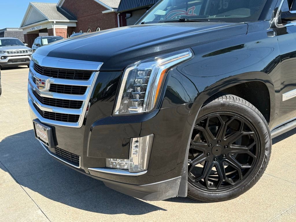 Used 2016 Cadillac Escalade ESV Premium AWD/4WD image 26