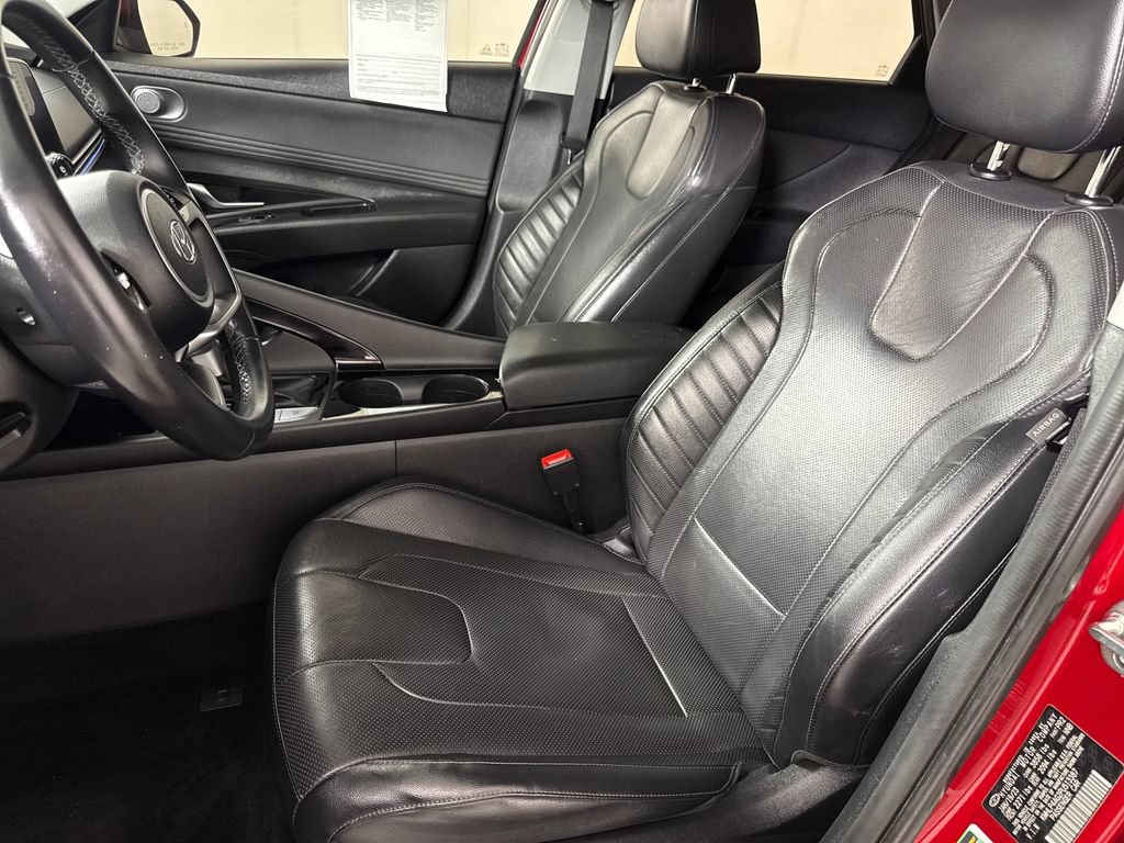 Certified 2023 Hyundai Elantra Limited FWD image 13