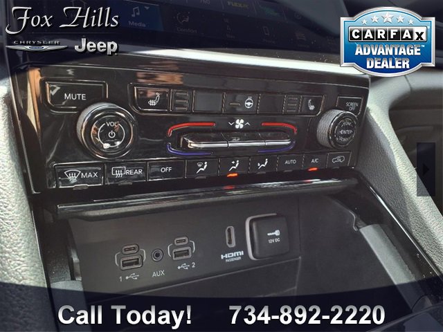 Used 2022 Jeep Grand Cherokee Limited 4xe image 23