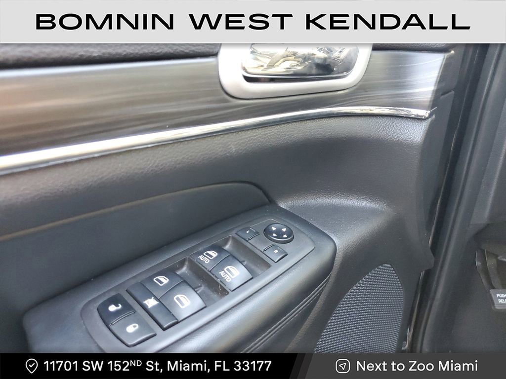 Used 2021 Jeep Grand Cherokee Limited w/ Luxury Group II image 17