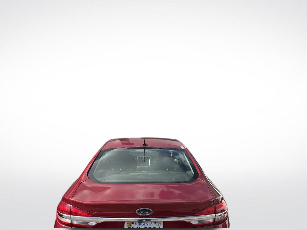 Used 2018 Ford Fusion SE FWD image 3