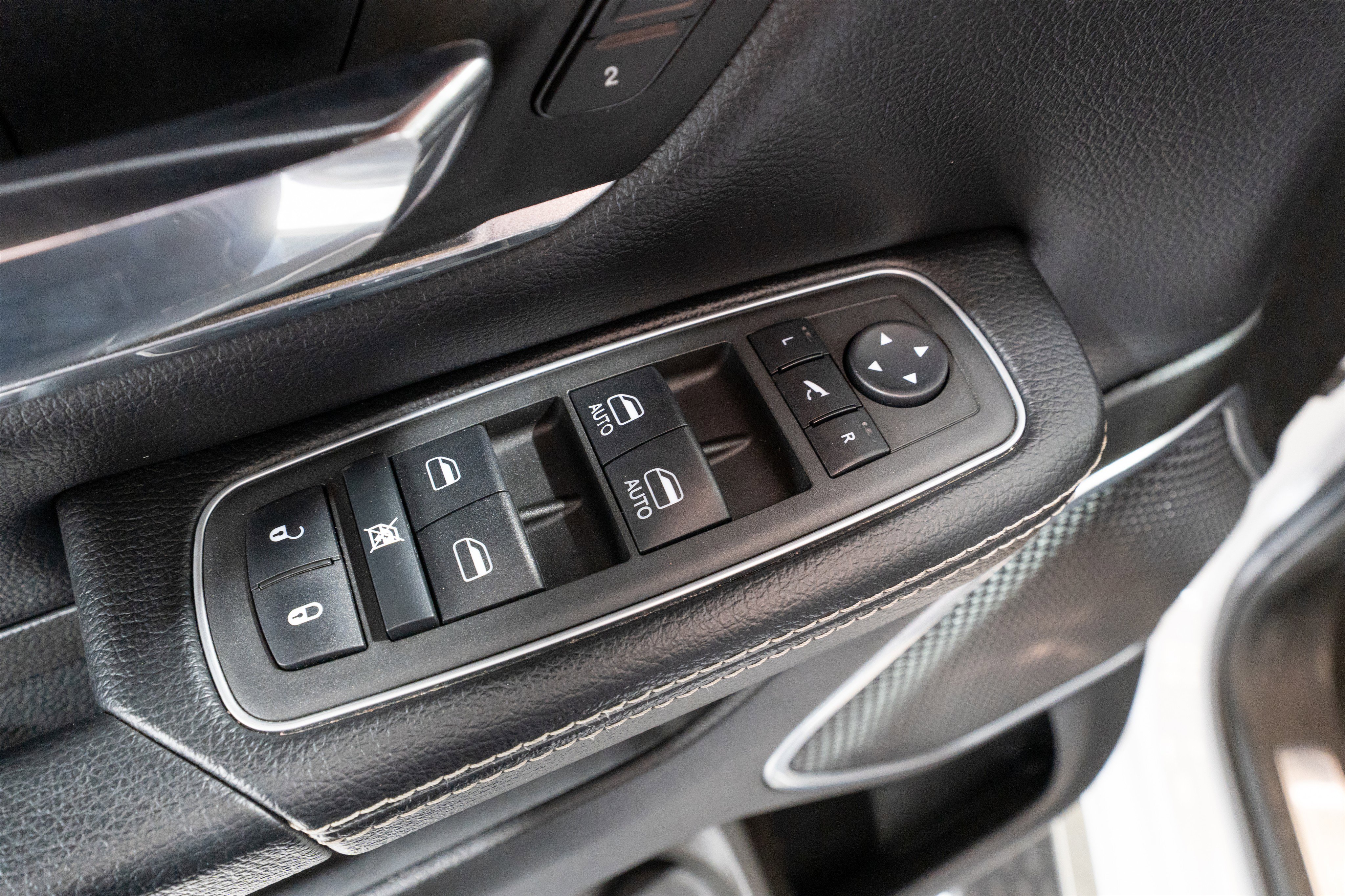 Used 2022 RAM 1500 Laramie AWD/4WD image 15