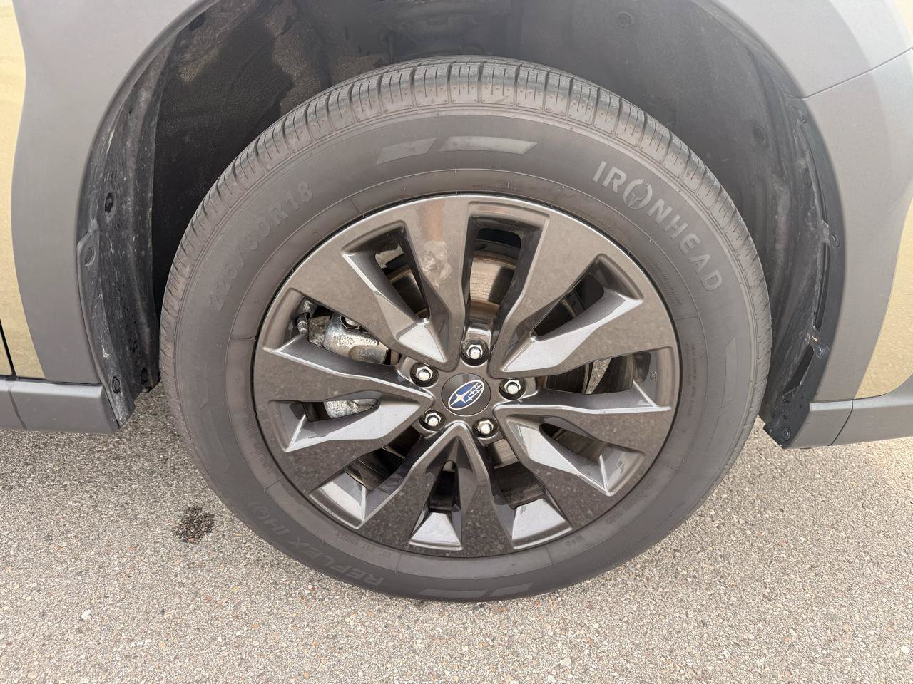Used 2025 Subaru Outback Onyx Edition AWD/4WD image 13