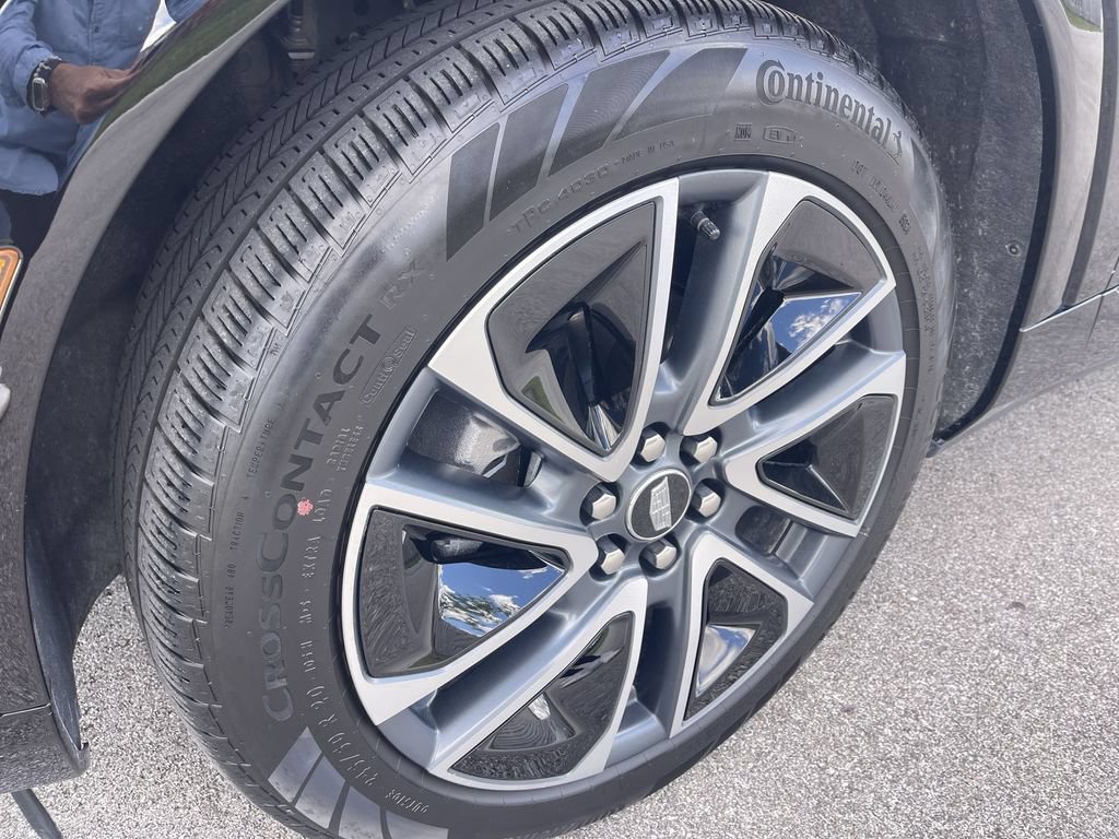 Certified 2025 Cadillac Optiq Sport 1 AWD/4WD image 11
