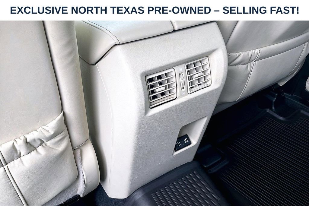 Used 2022 Lexus GX 460 w/ Accessory Package AWD/4WD image 32