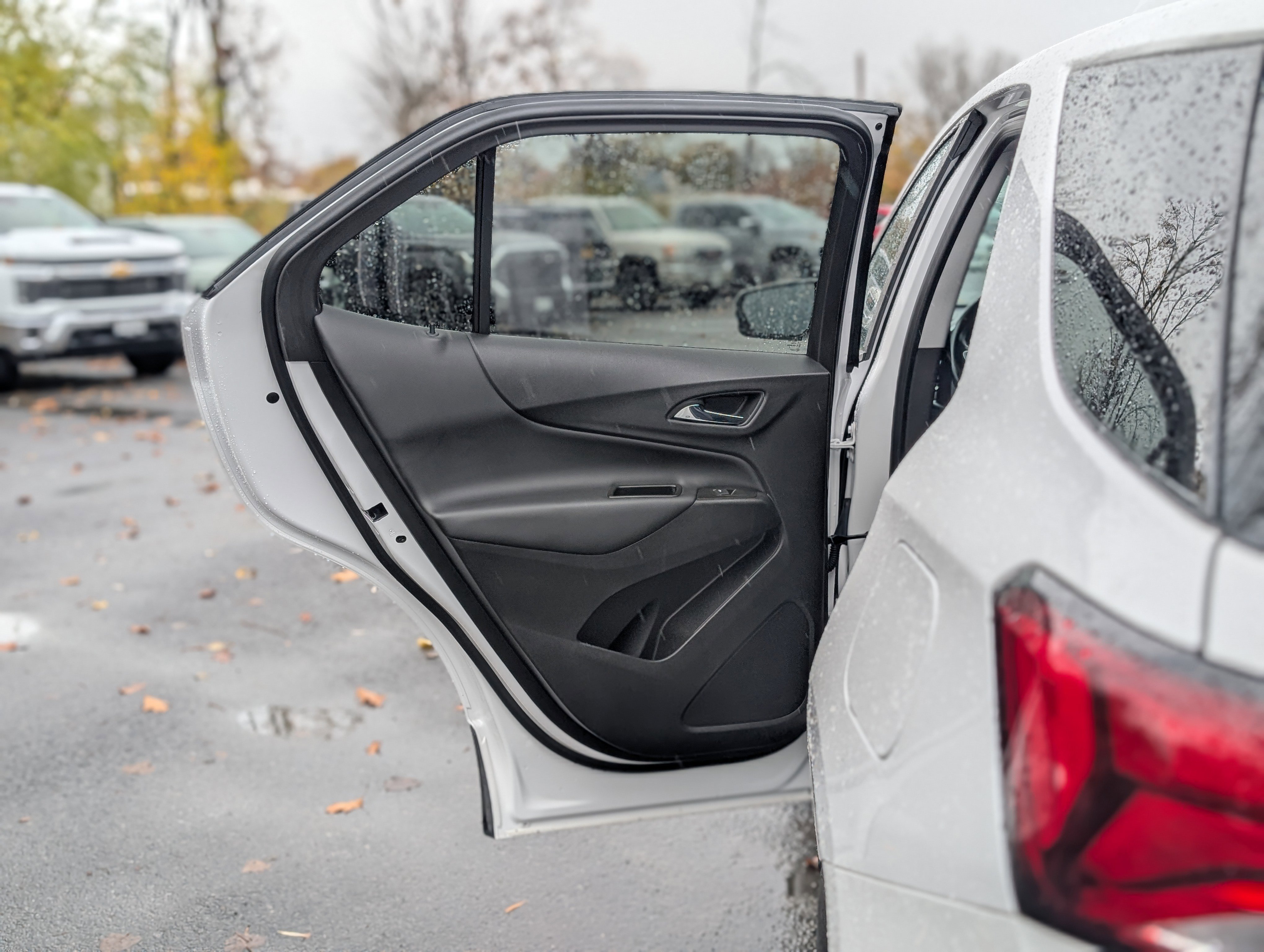 Used 2022 Chevrolet Equinox LT image 31