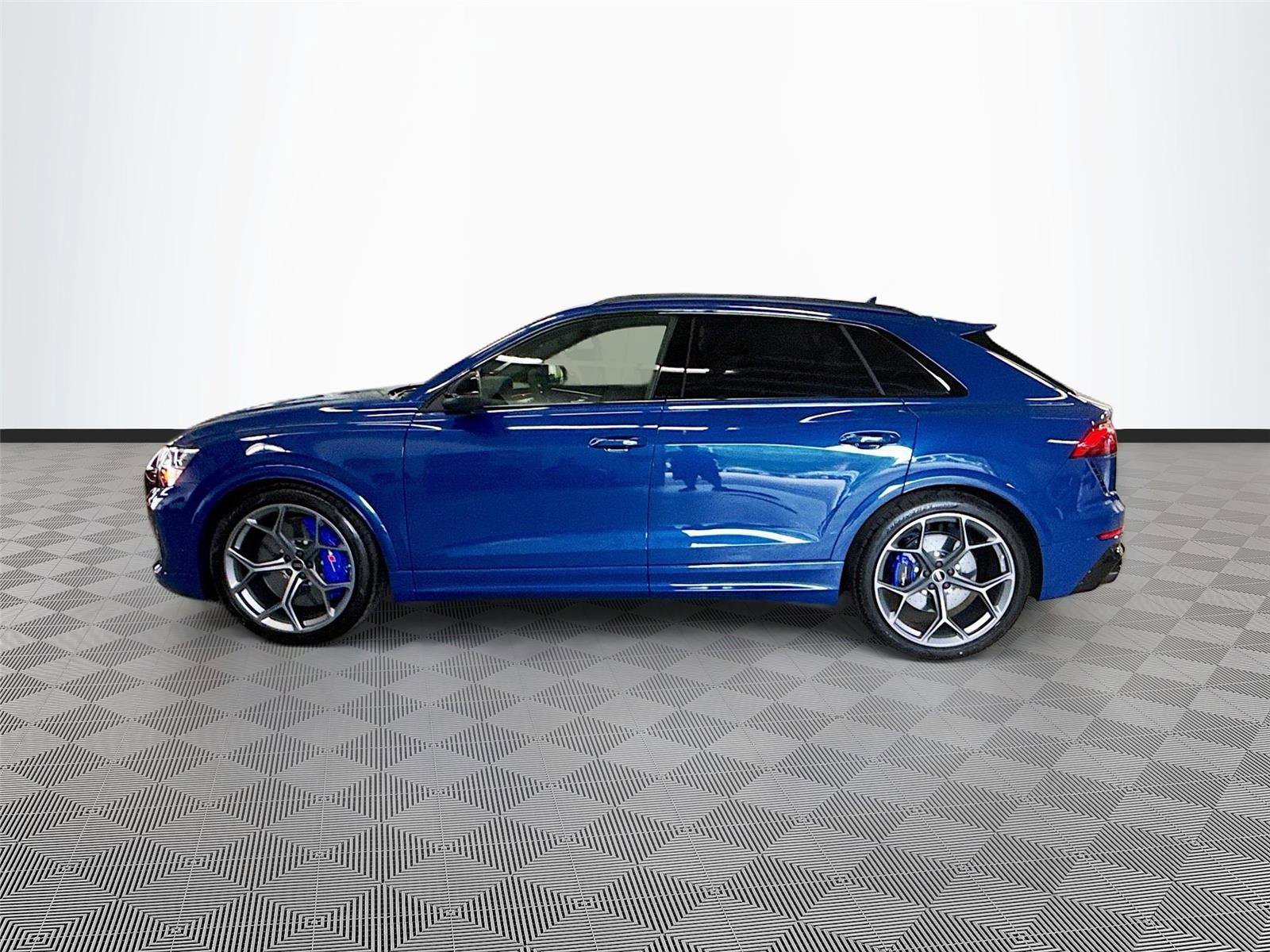 New 2026 Audi RS Q8 performance AWD/4WD image 4