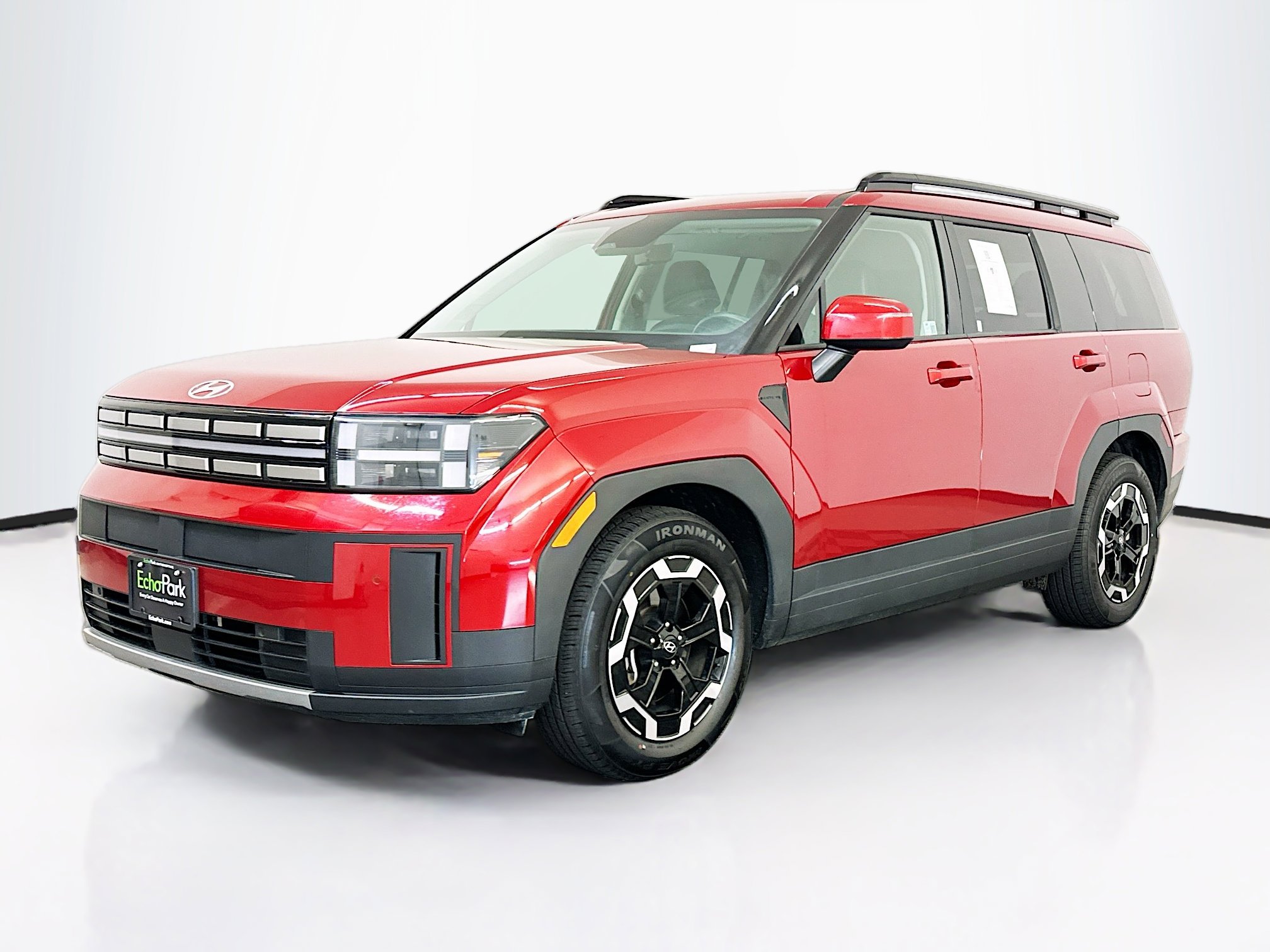 Used 2025 Hyundai Santa Fe SEL image 3