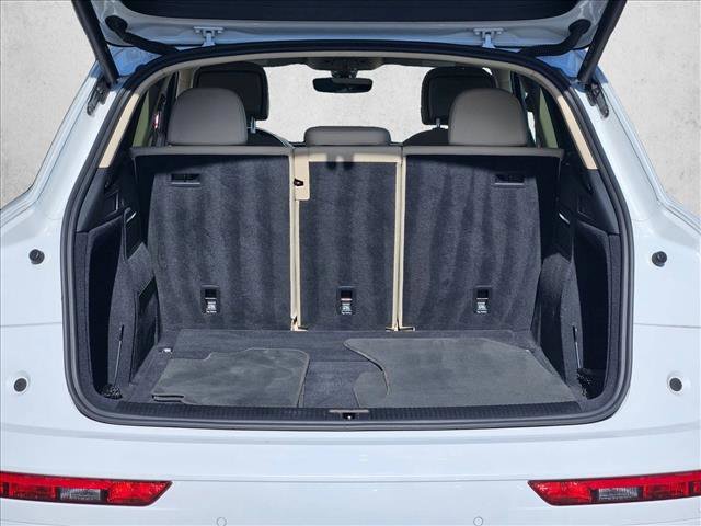 Used 2023 Audi Q5 2.0T Premium w/ Convenience Package AWD/4WD image 6