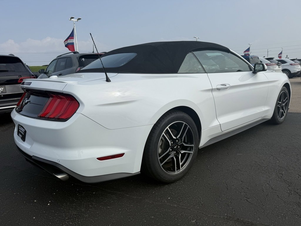 Used 2023 Ford Mustang Premium image 5
