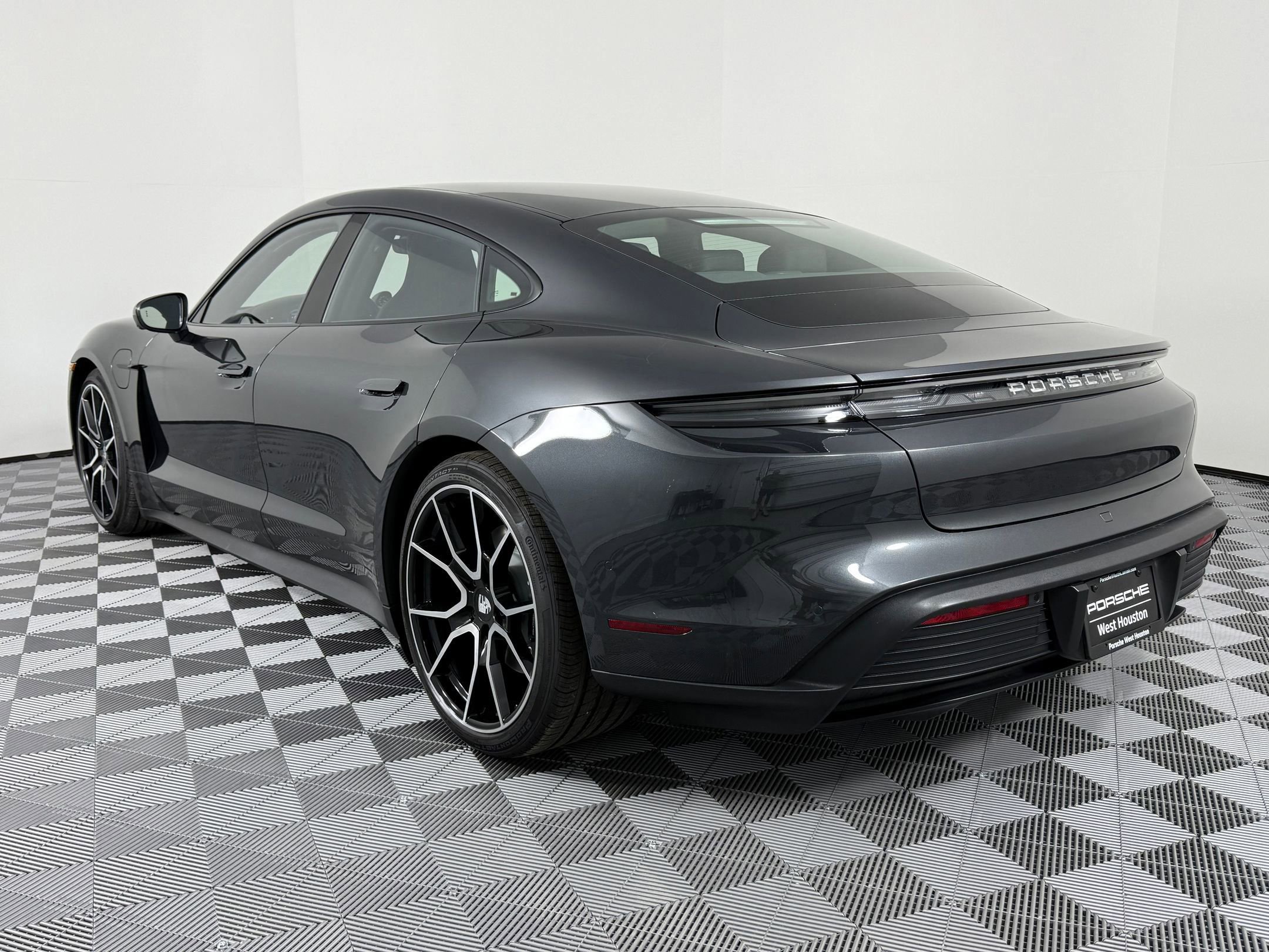 New 2026 Porsche Taycan image 3