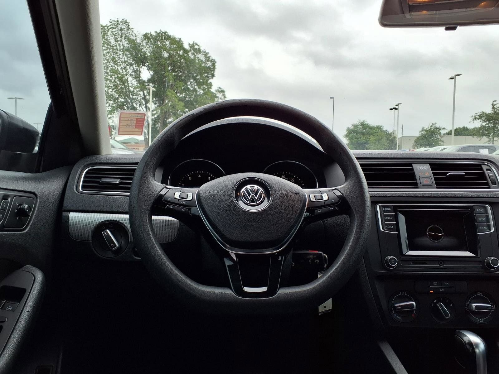 Used 2017 Volkswagen Jetta S FWD image 14
