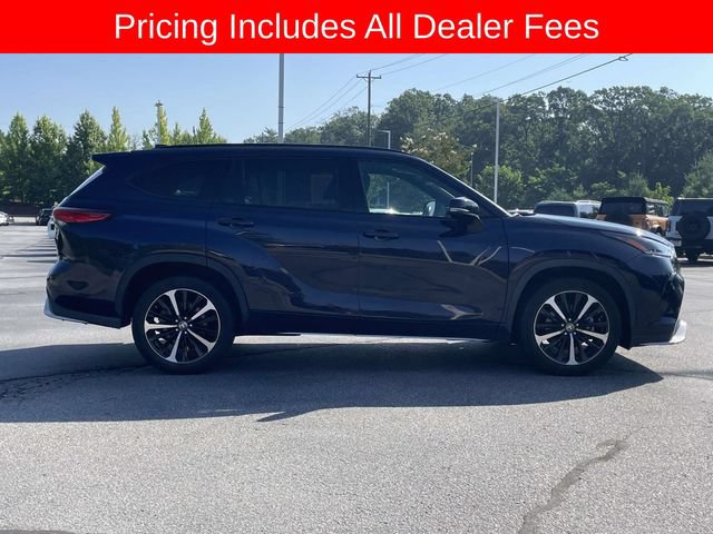 Used 2022 Toyota Highlander XSE AWD/4WD image 6