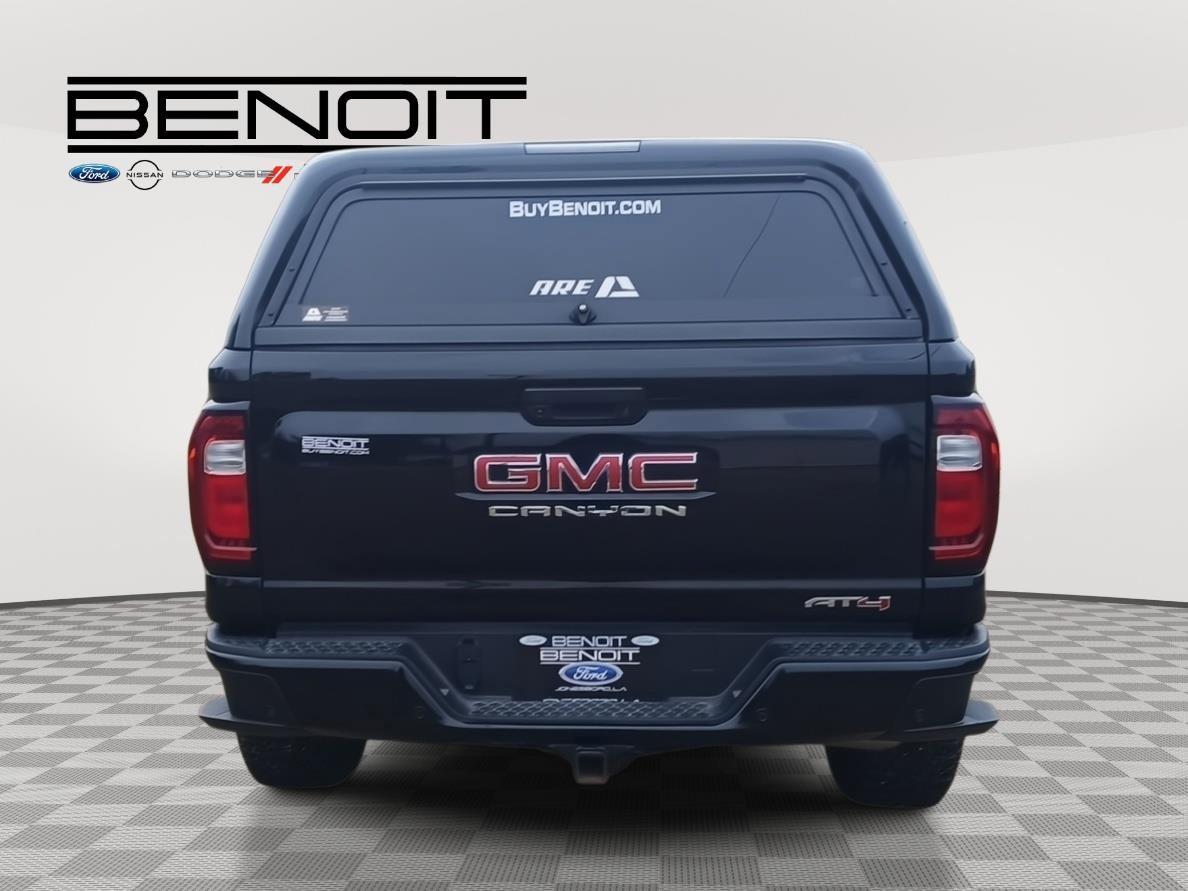 Used 2024 GMC Canyon AT4 w/ AT4 Premium Package image 6