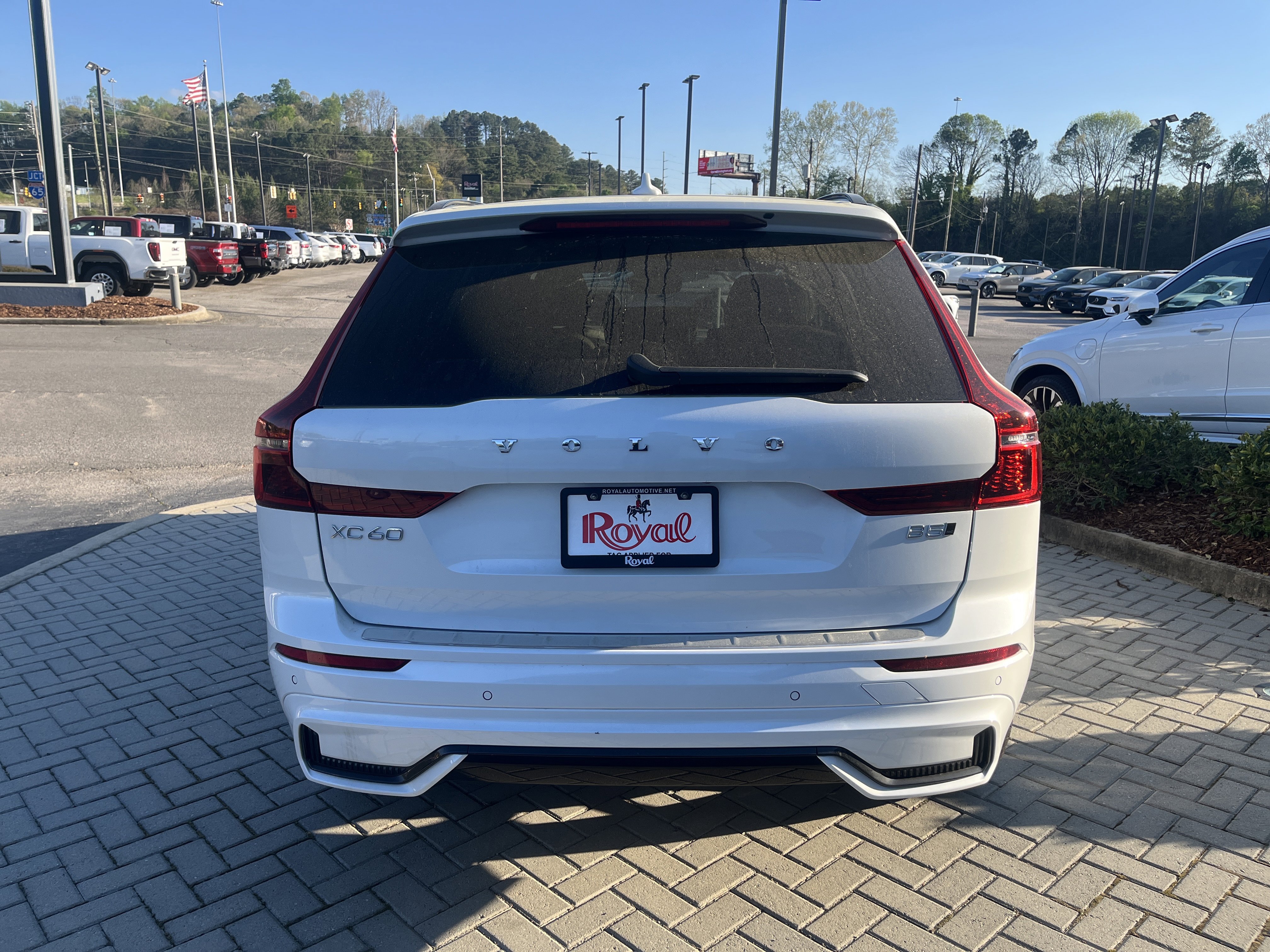 New 2026 Volvo XC60 B5 Plus w/ Protection Package Premier image 5