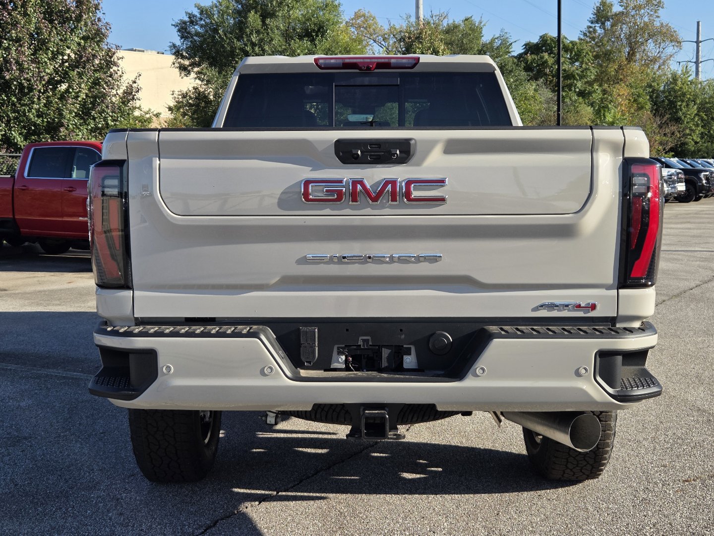New 2026 GMC Sierra 2500 AT4 w/ AT4 Premium Plus Package AWD/4WD image 18