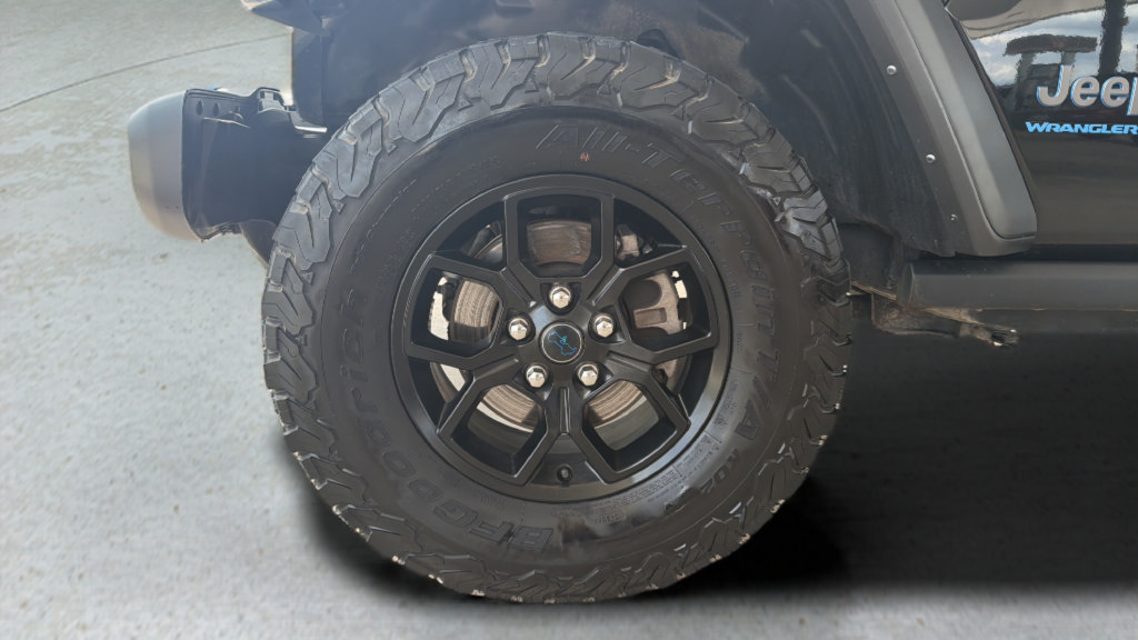 Used 2024 Jeep Wrangler Unlimited AWD/4WD image 26