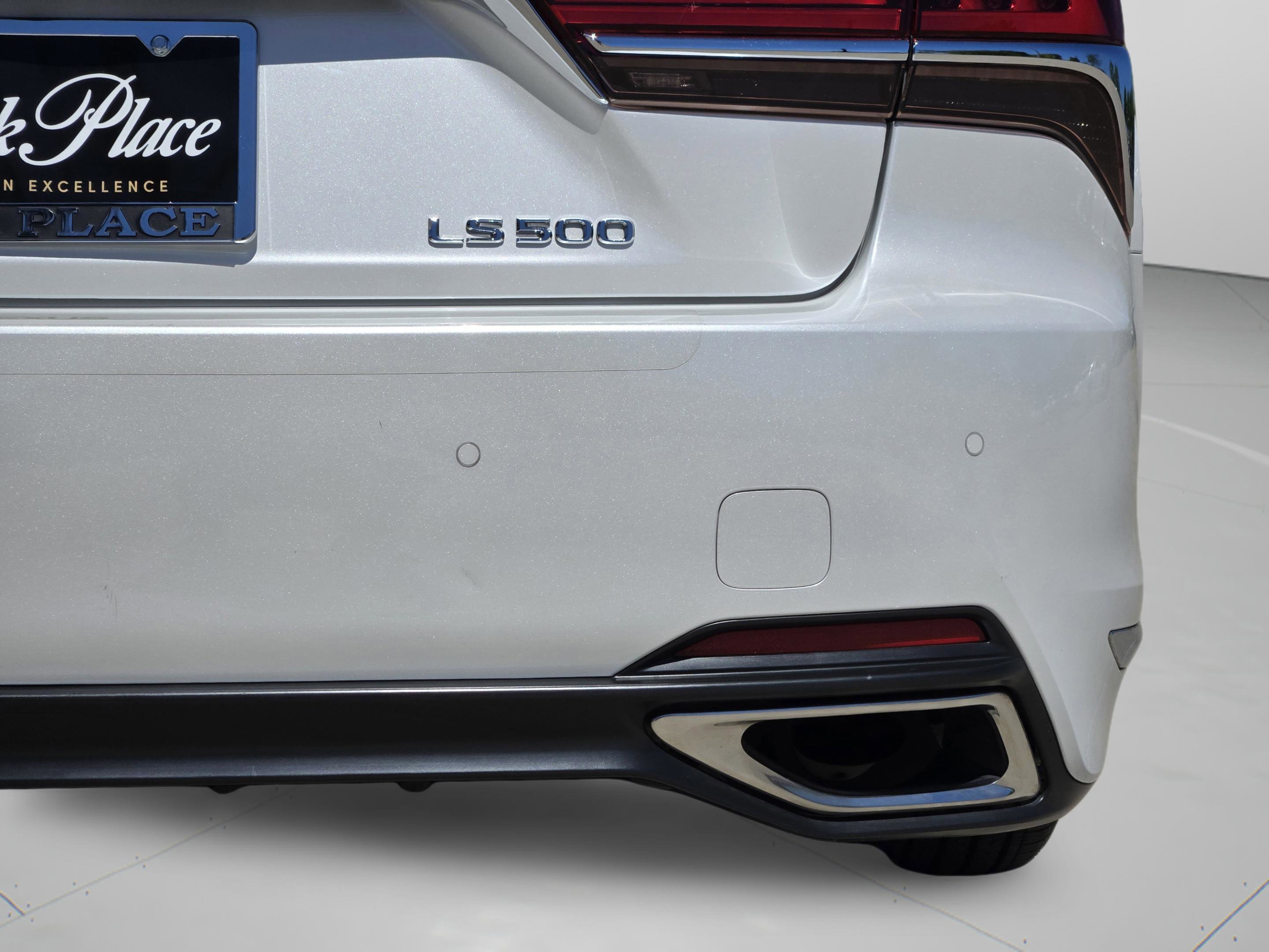 Used 2020 Lexus LS 500 w/ Interior Upgrade Package image 43