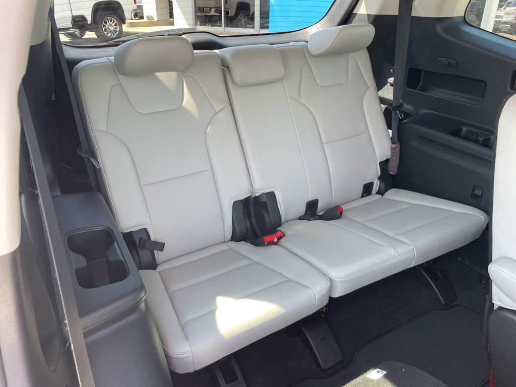 Used 2022 Kia Telluride S AWD/4WD image 38