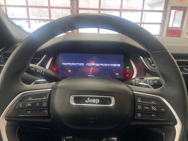 Certified 2023 Jeep Grand Cherokee Altitude image 21