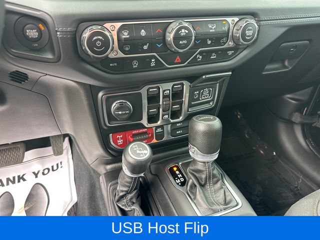Used 2024 Jeep Gladiator Mojave w/ Technology Group AWD/4WD image 25