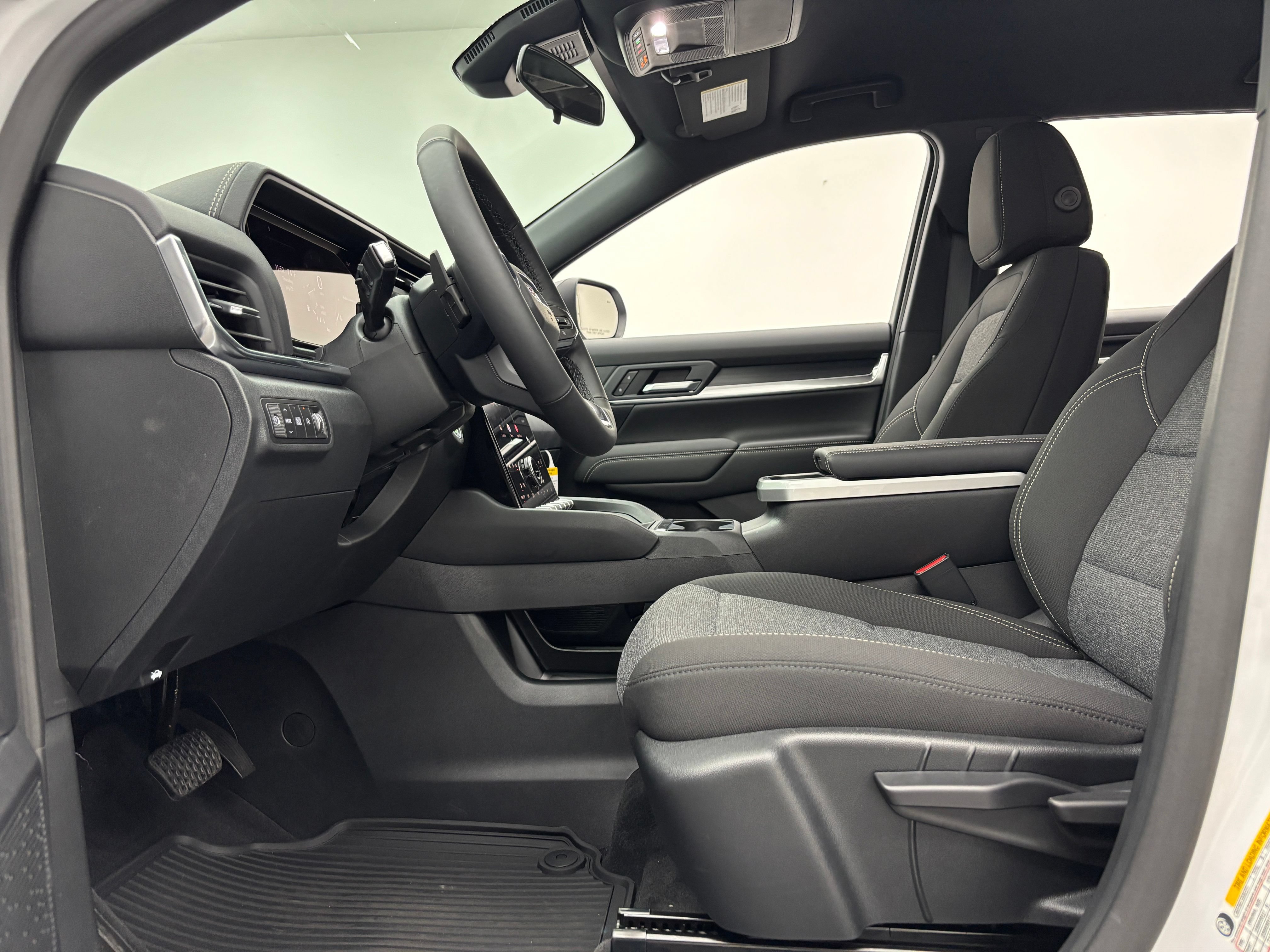 New 2027 GMC Terrain Elevation FWD image 15