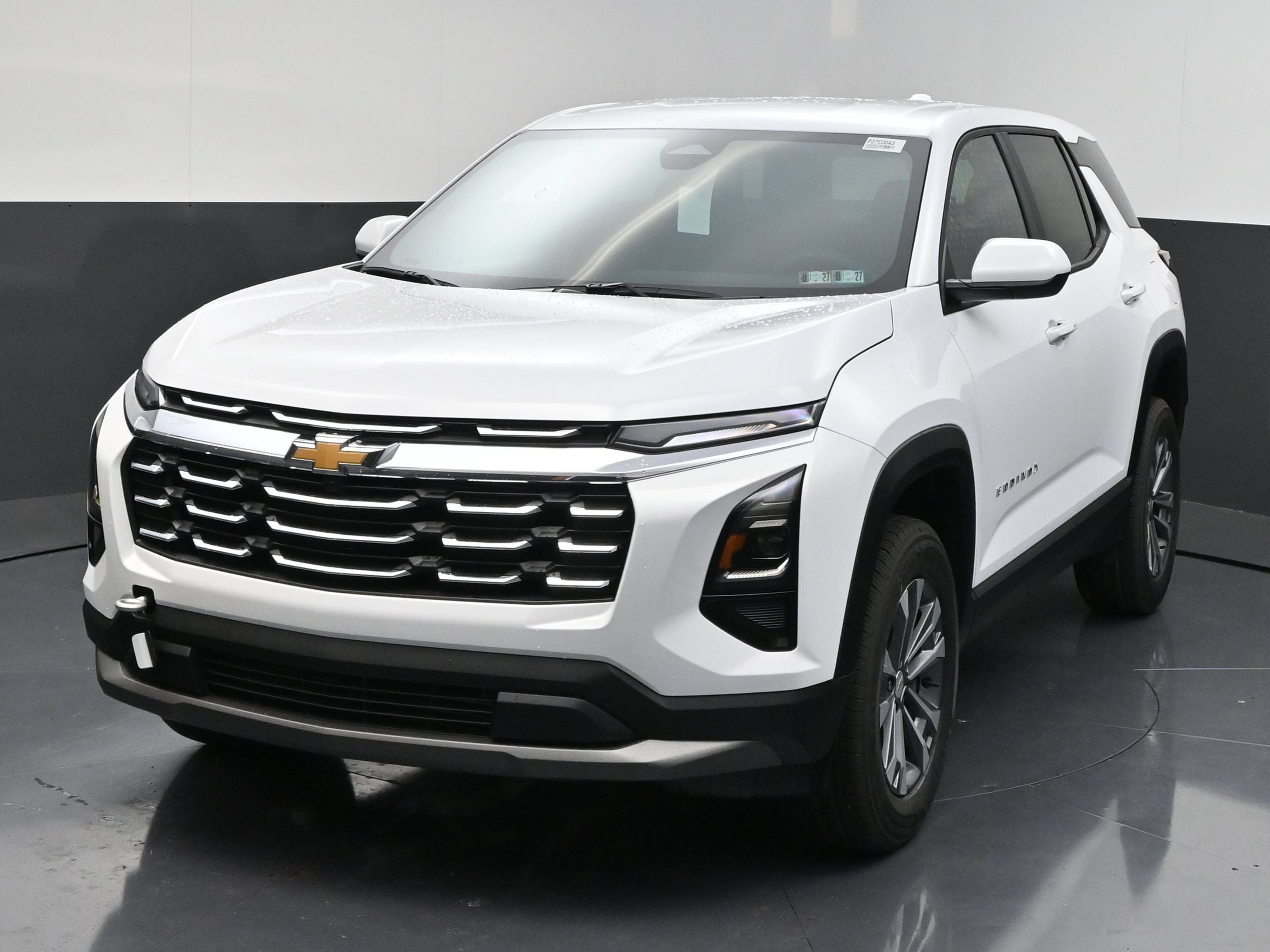 New 2027 Chevrolet Equinox LT w/ Convenience Package II FWD image 4