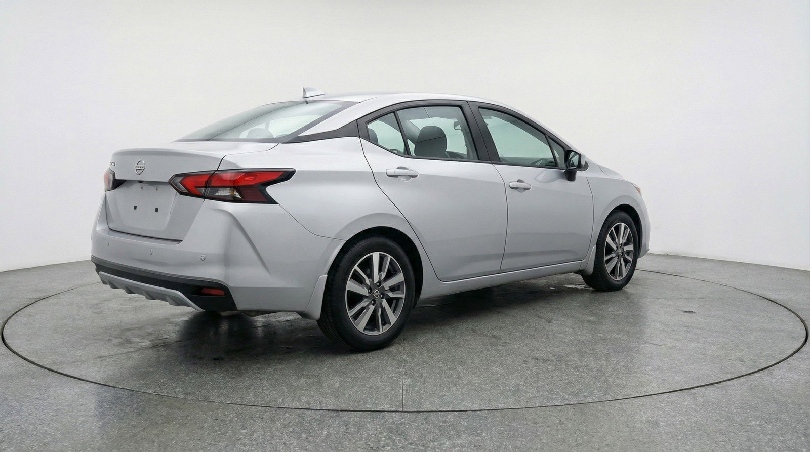 Used 2025 Nissan Versa SV w/ Trunk Package image 9