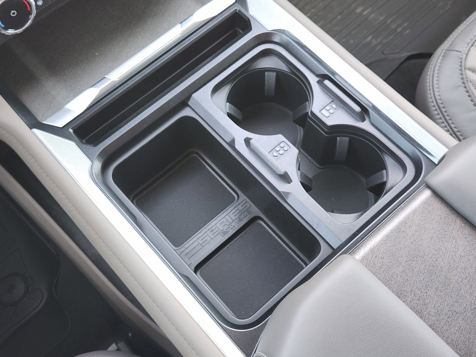 New 2026 Ford F450 Platinum w/ Platinum Plus Package image 20